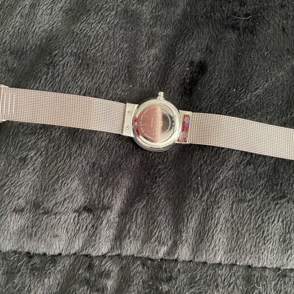 Silver Woman's Watch - Picture 3 of 3